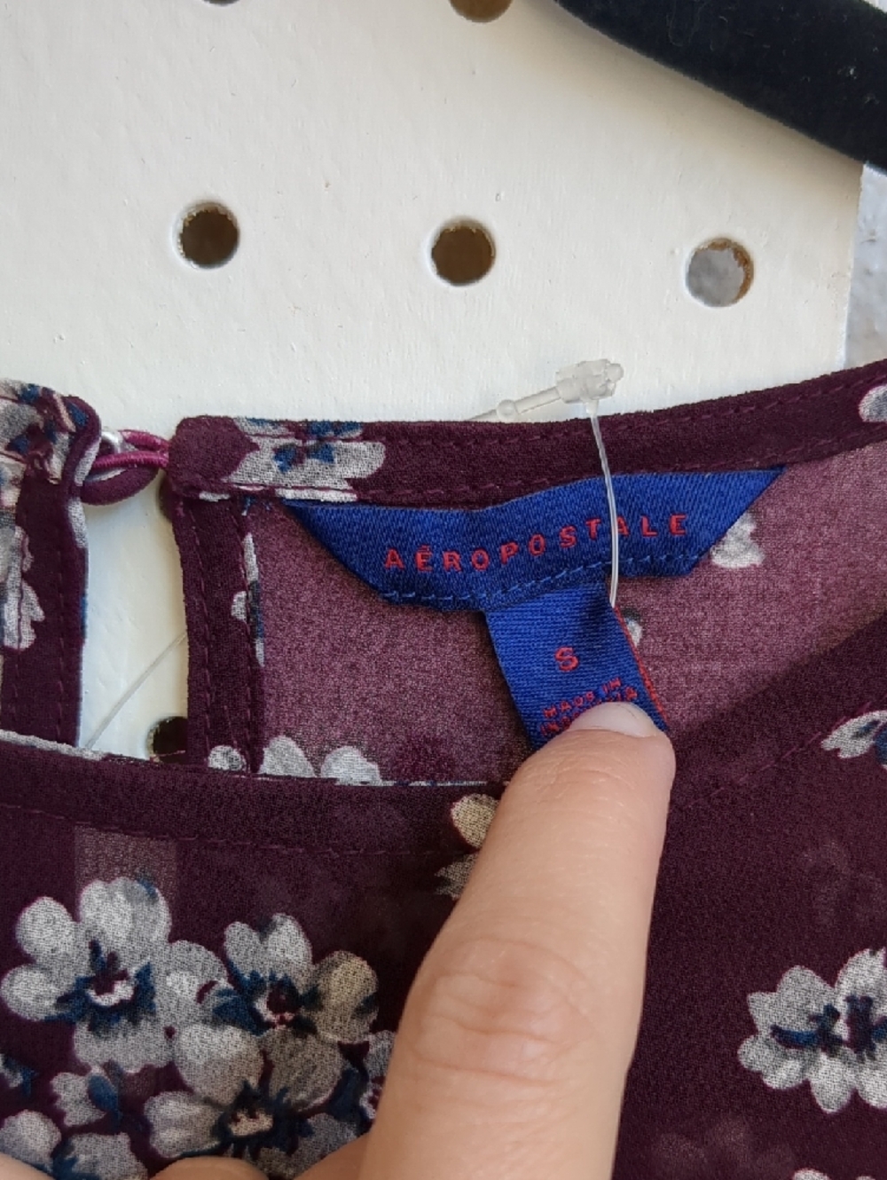 Aeropostale Burgundy Floral Blouse - Picture 2 of 3